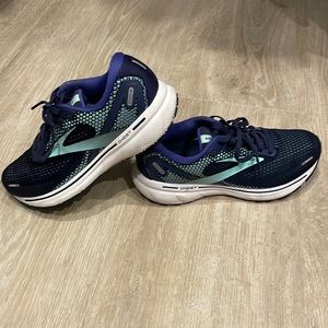 Brooks Ghost 14 Women’s Size 8 WIDE